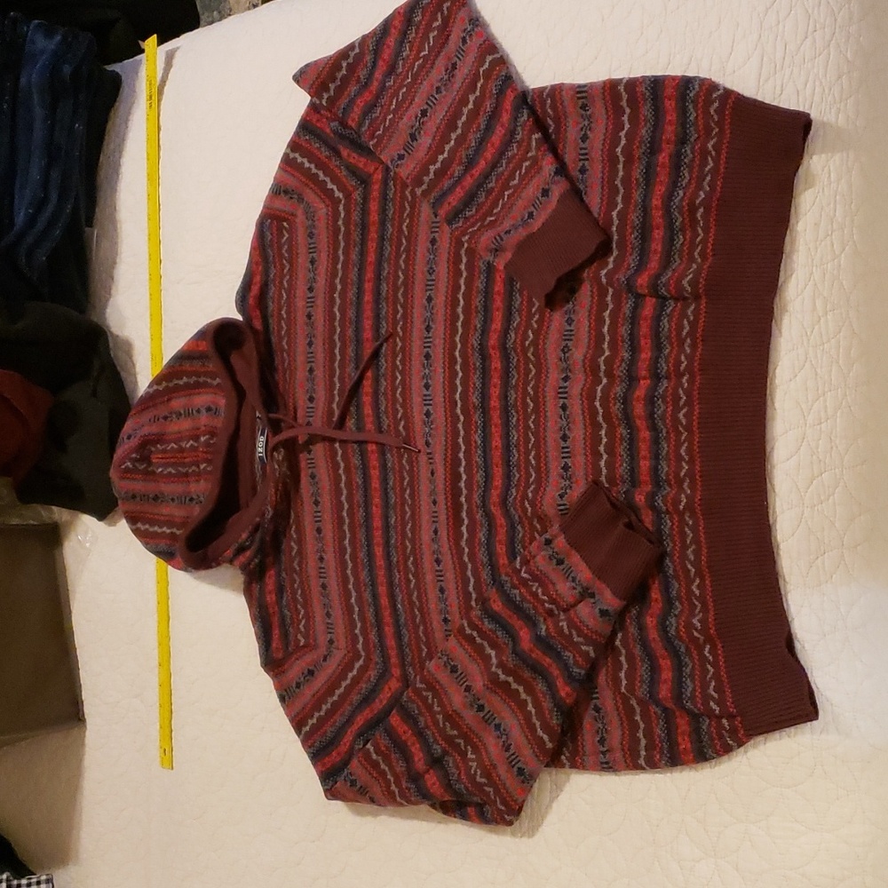 Izod Men's Multicolor Striped Sweater